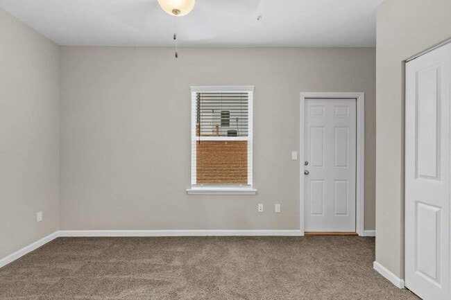 Photo - 2243 Del Carmel Way