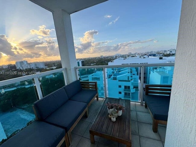 Photo - 1723 SW 2nd Ave Unit 1206