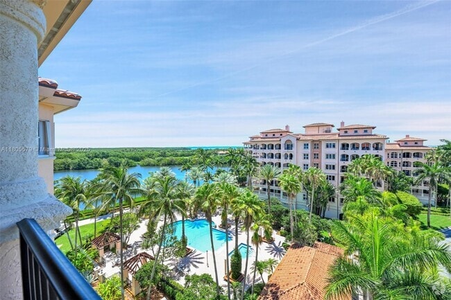 Building Photo - 13637 Deering Bay Dr Unit 261 Rental