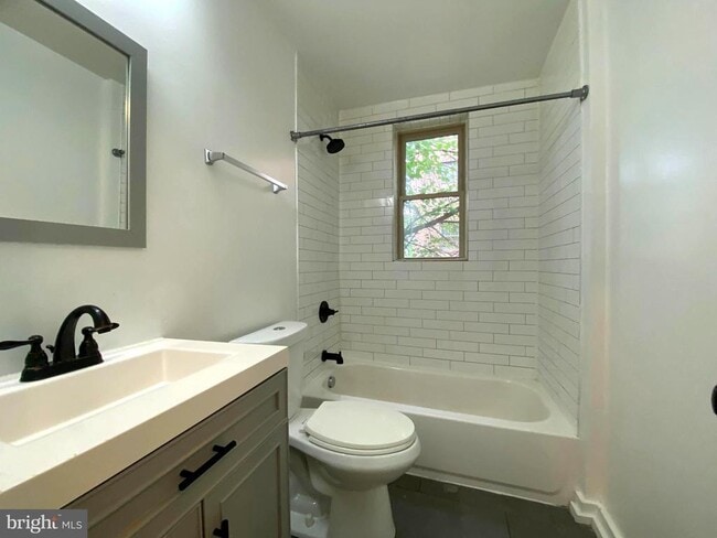 Photo - 3126 16th St NW Unit 4