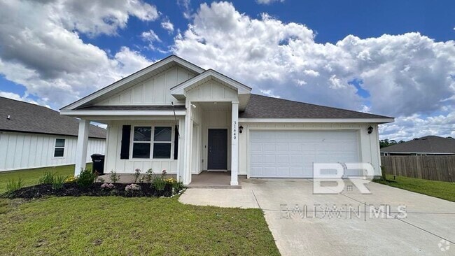 Building Photo - 31440 Lyon Rd Rental
