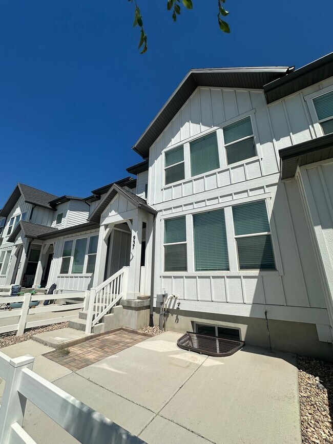 Beautiful Townhome!!! - Beautiful Townhome!!!