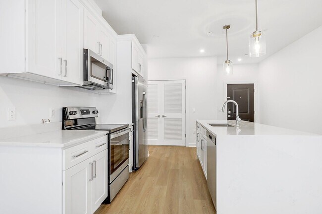 Photo - 74 Clarendon Pl