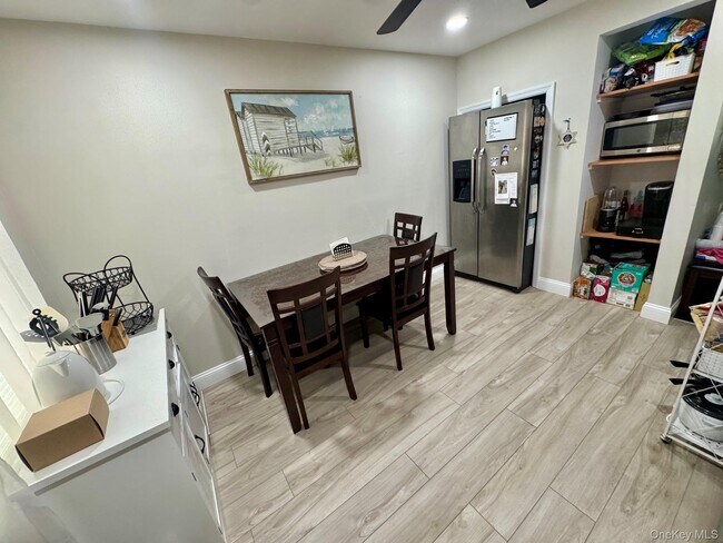 Photo - 100 Davison Ave Unit 2