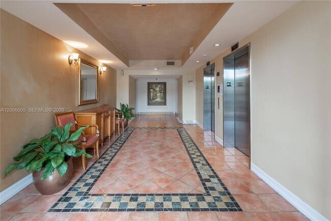 Photo - 19601 E Country Club Dr Unit 7104
