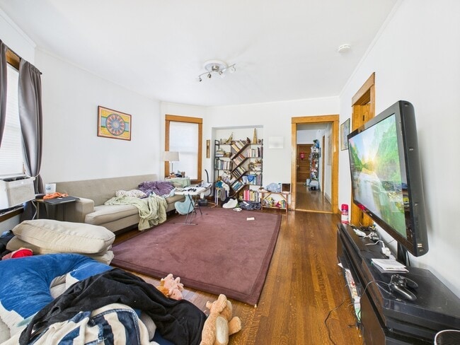 Photo - 4318 N Albany Ave Unidad 1