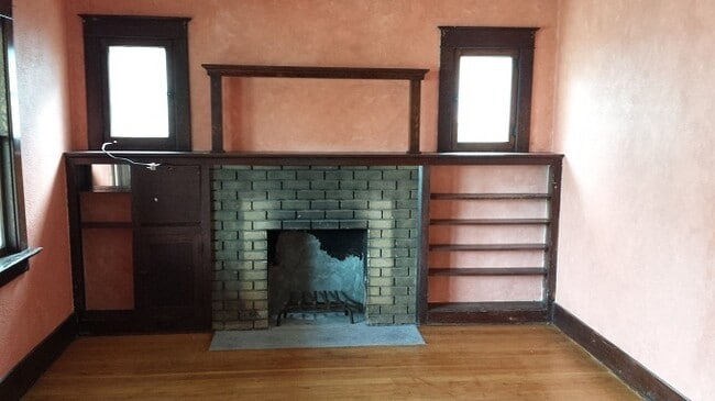 Photo - 497 Chester St