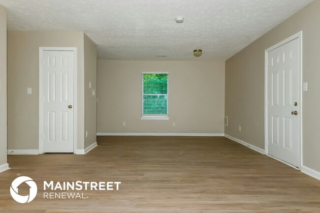 Photo - 35 Pinecone Ct