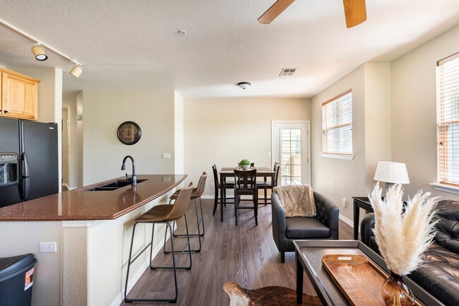 Photo - 8393 Canyon Rim Trail Unidad ID1045096P