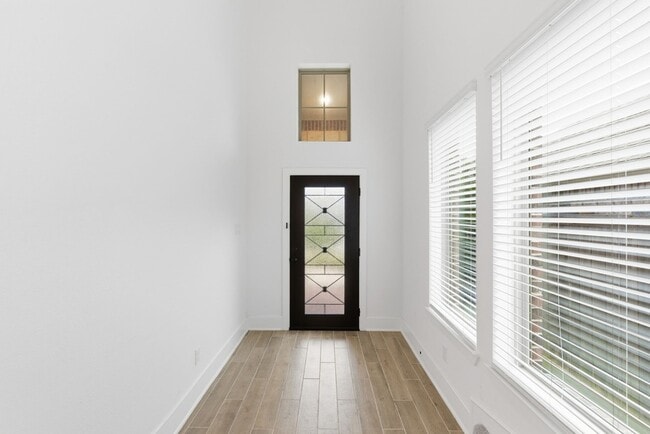 Photo - 10519 Cecilia Star Ln