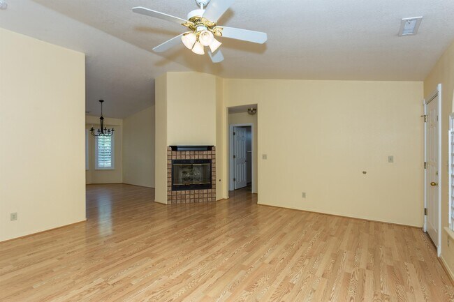 Photo - 5442 N Wickiup Rd