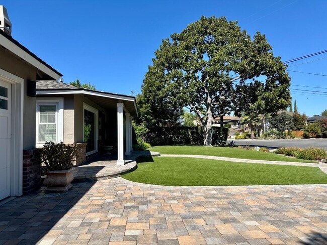 Photo - 14421 Lenray Ave