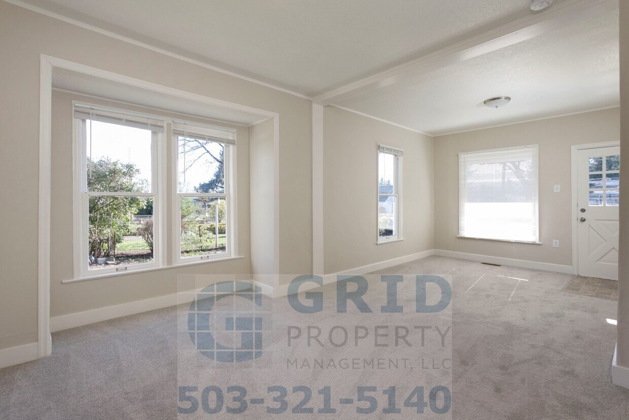 Two Bedroom Craftsman Home Available in th... - Two Bedroom Craftsman Home Available in th...