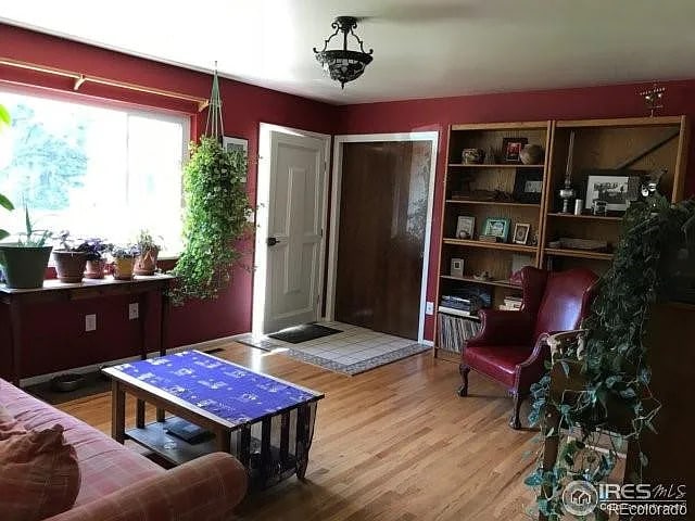 Photo - 300 Del Clair Rd