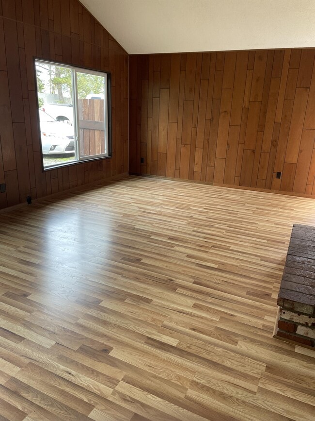 Photo - 219 NW 20th St