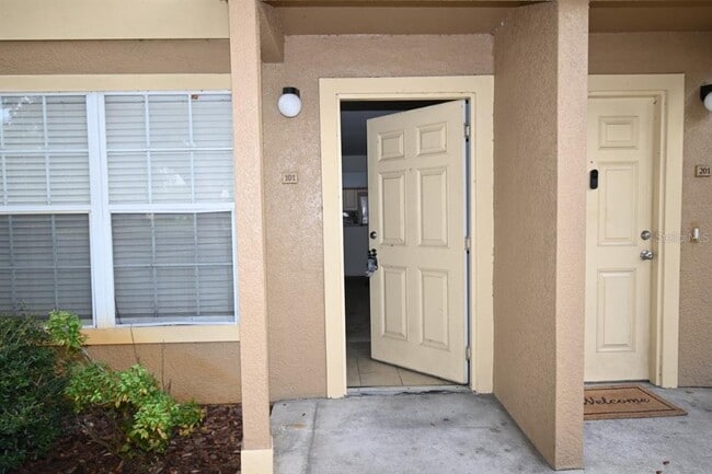 Photo - 36100 Lake Chase Blvd Unit 101