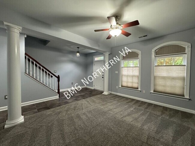 Photo - 10673 General Kirkland Dr