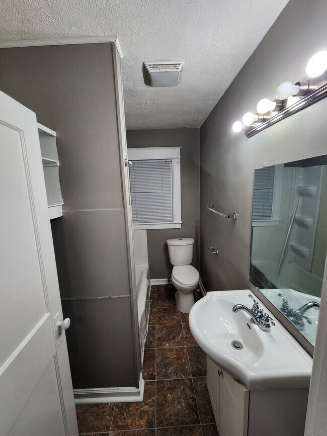 Photo - 409-411 West State Street Unit 411 West State Street