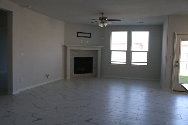 Photo - 6814 Colony Rd