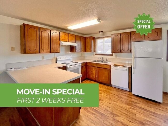 Building Photo - TWO WEEKS FREE RENT - Water/Sewer/Trash Included - Large Two Bedroom One Bath In North Loveland! ...