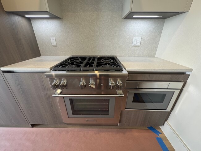 Photo - 300 Franklin St Unit 2