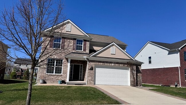 Photo - 912 Petersburg Dr