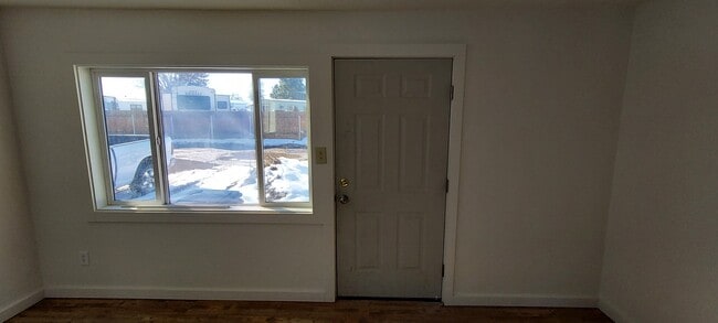 Photo - 148 Neilson Ln