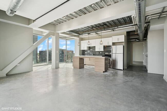 Photo - 1241 N Milwaukee Ave Unit 701