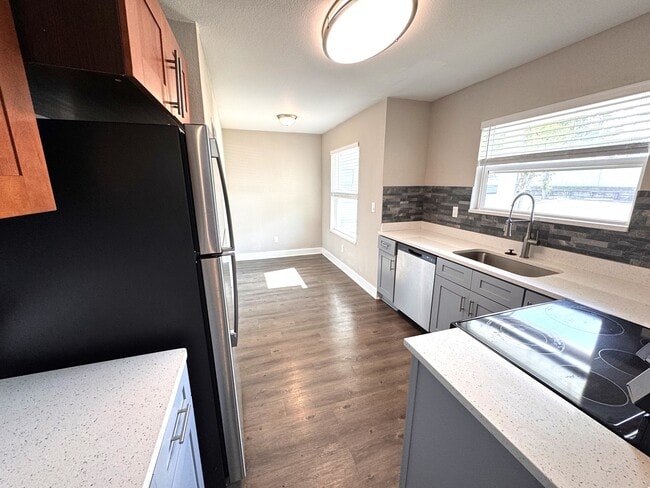 Photo - 2536 Woodgate Blvd