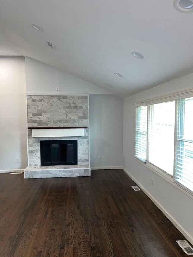 Photo - 9316 Fairwood Dr