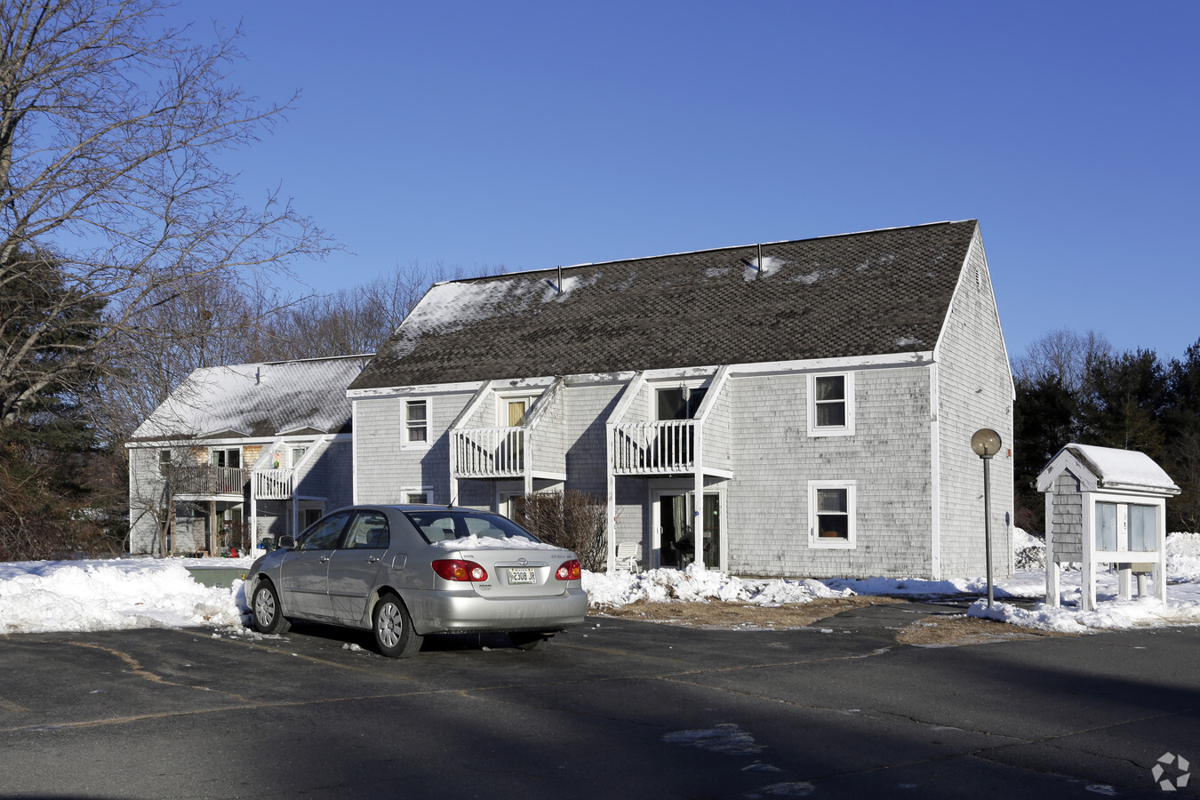 Meadow Creek Apartments - Meadow Creek Apartments