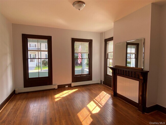 Photo - 126 Garden St