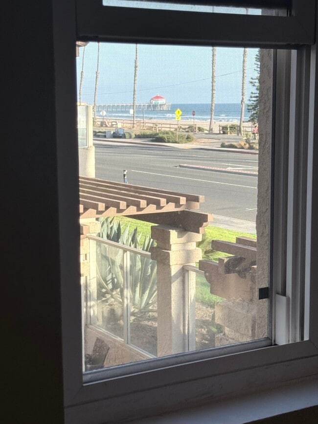Photo - 1400 Pacific Coast Hwy Unidad 114