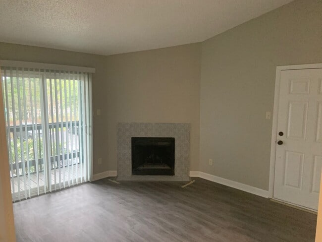 Photo - 3756 Idlebrook Cir