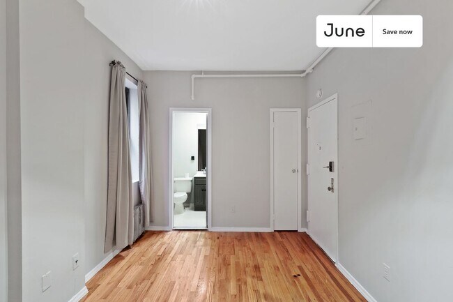 Photo - 239 W 63rd St Unit 3D