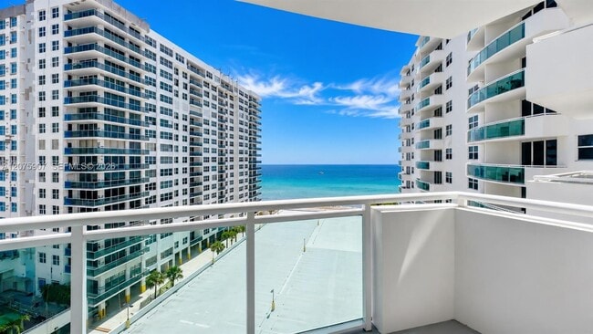 Photo - 3001 S Ocean Dr Unidad 947