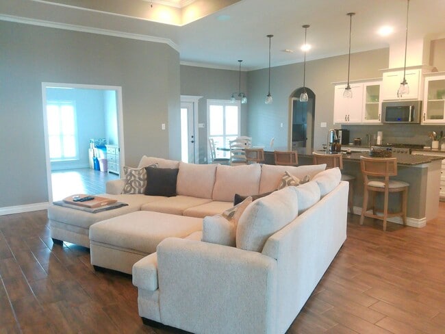 Photo - 8206 Big Bend Dr
