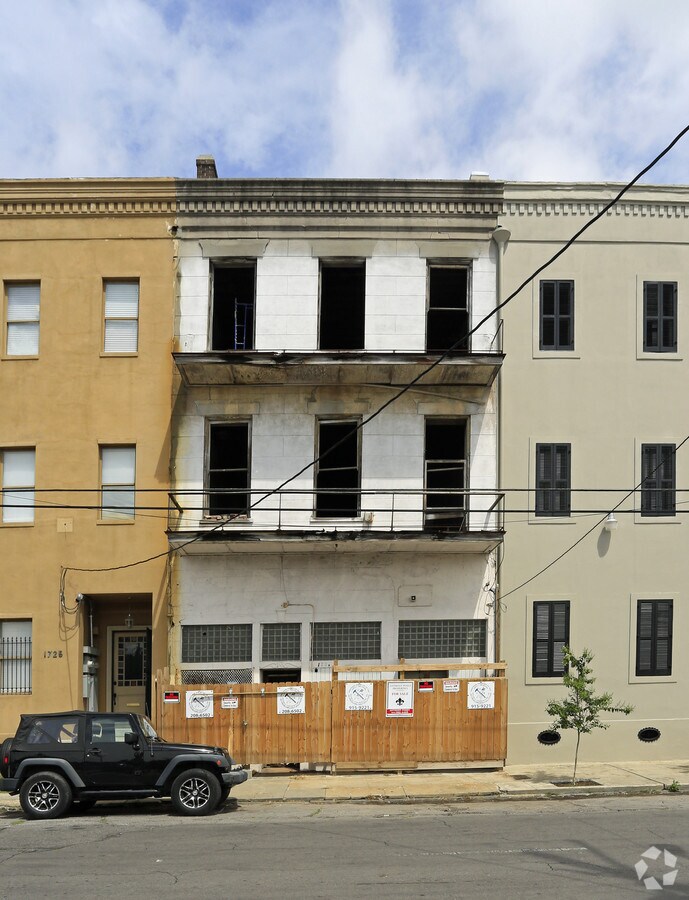 Photo - 1721 Carondelet St Apartments