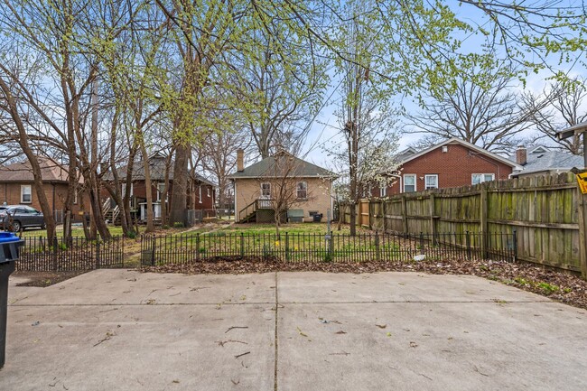 Photo - Spacious 1 Bed 1 Bath House off of Eastern Parkway