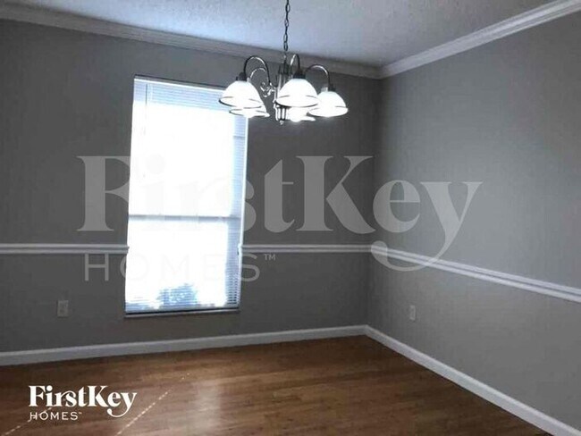 Photo - 2462 Ridgecrest Ave