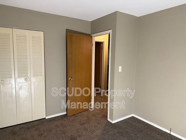 Photo - 9307 Ballentine St