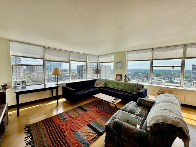 Photo - 5757 N Sheridan Rd Unit 16H