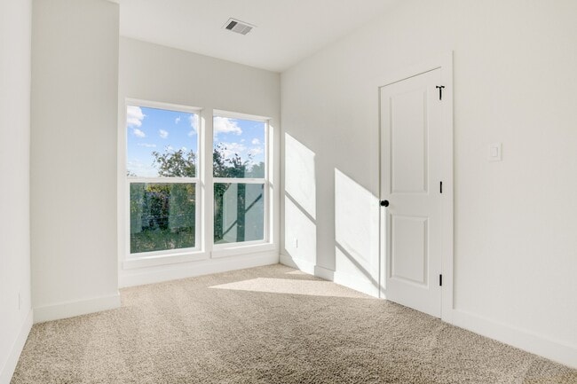 Building Photo - 10518 Ashville Dr