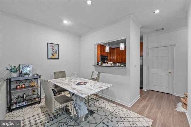 Photo - 1708 Lake Shore Crest Dr Unit 24