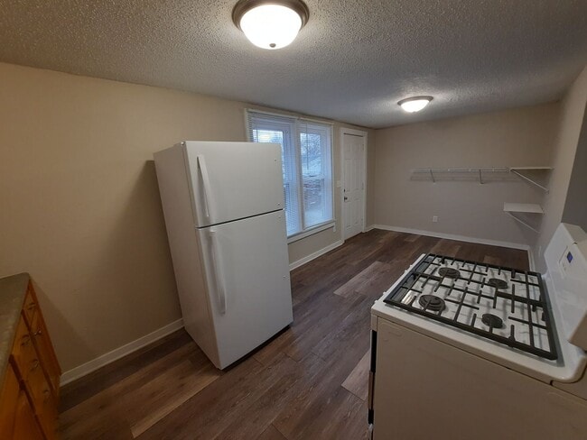 Photo - 3 Bedroom, 1 Bathroom Home with additional...