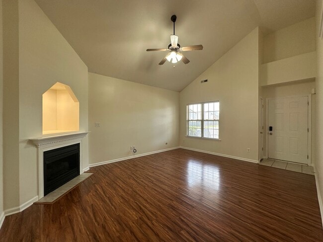 Photo - Beautiful 3 BR Home! Fresh Paint, 2-Car Garage, Fenced Backyard, New Flooring and All Electric!