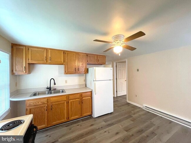 Photo - 490 Coster Rd