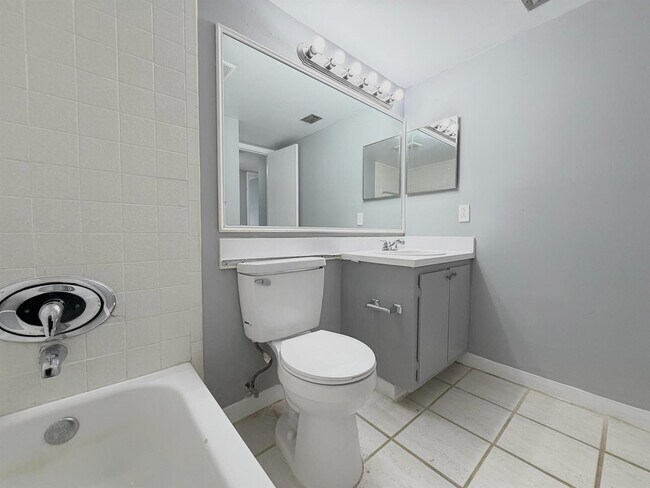 Photo - 4987 Sable Pine Cir Unit A2