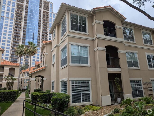Building Photo - 3231 Allen Pkwy Unit 3306 Rental