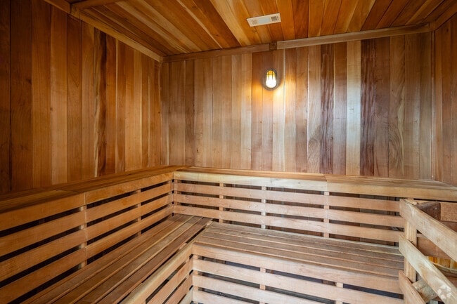Sauna - Sterling Nashville West